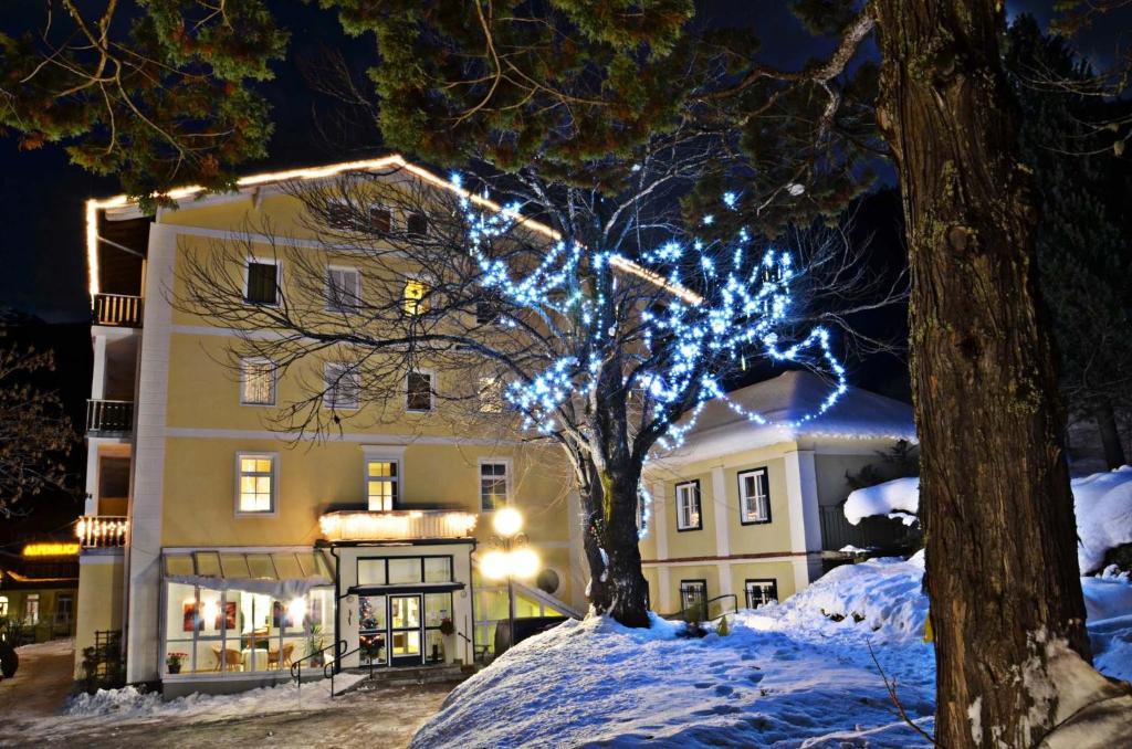 Kur&Ferien Hotel Helenenburg Bad Gastein Εξωτερικό φωτογραφία