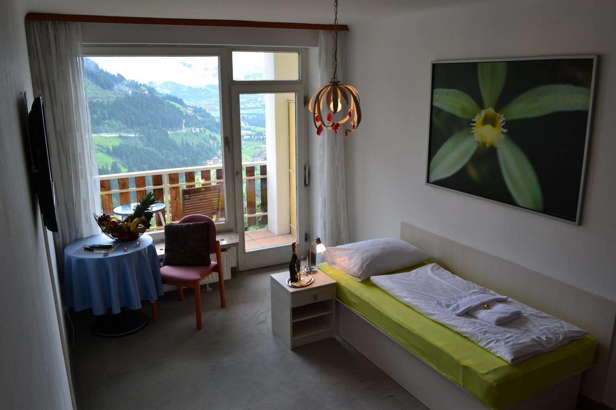 Kur&Ferien Hotel Helenenburg Bad Gastein Εξωτερικό φωτογραφία
